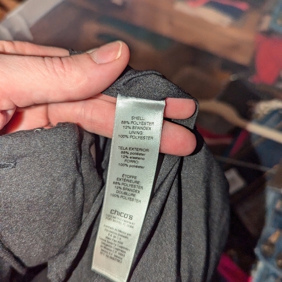 Chicos high-low fringe skirt with zipper back. Chico's size 2.5 or size 14 - Picture 5 of 6